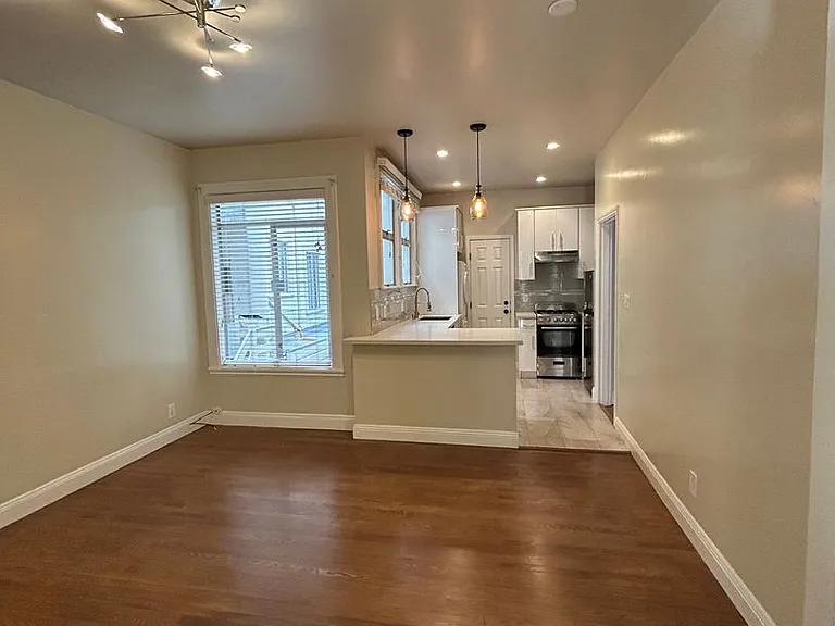 3324 Broderick St #1 — Photo 1