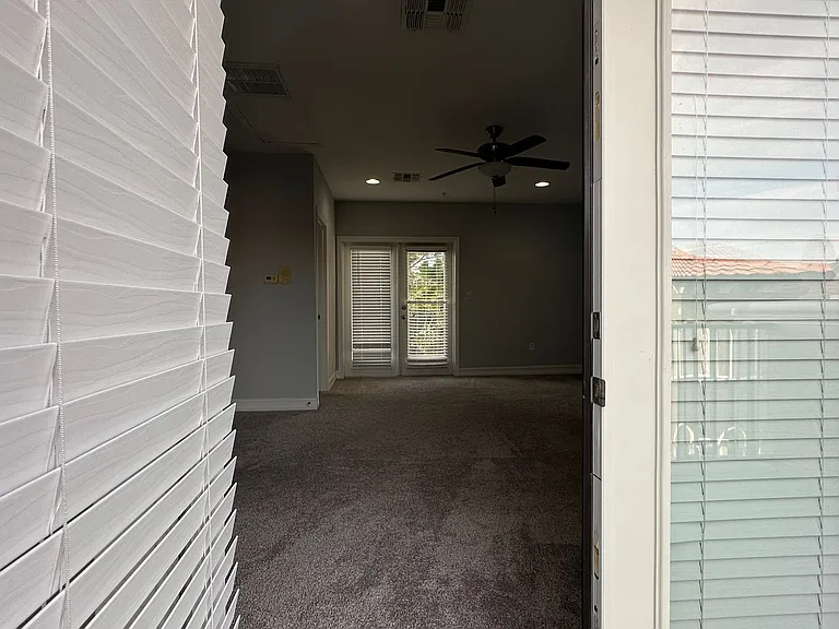 3720 Messina Dr — Photo 56
