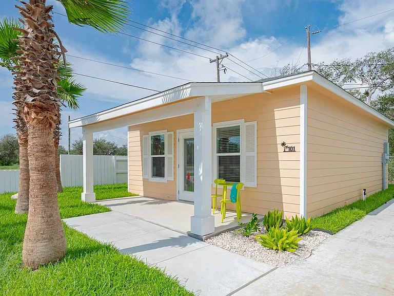 109 Mirage Ln — Photo 8