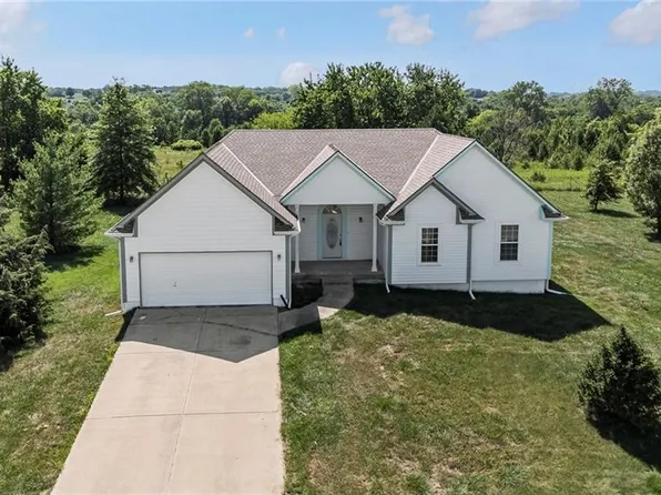 24308 Tower Dr, Cleveland, MO 64734