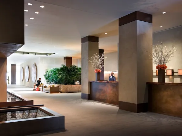 450 West 17th Street image 9 of 19