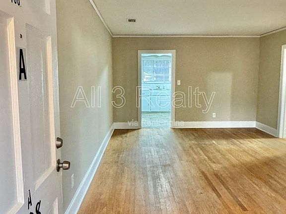 4th image of 108 Brantwood Dr #A