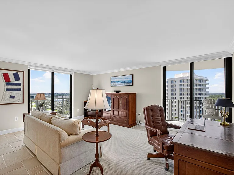 400 Beach Rd #804 — Photo 34