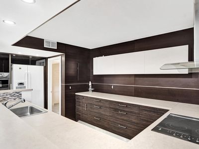 400 Leslie Dr APT 318, Hallandale Beach, FL, 33009