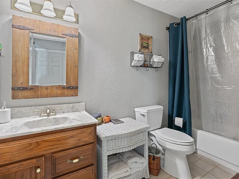 111 Comanche Point — Photo 16