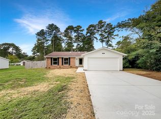 2222 Merimac Dr, Charlotte, NC 28273