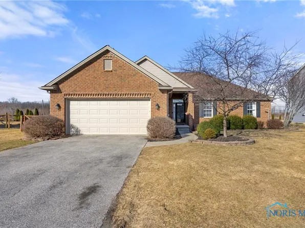 160 Lawai Rd, Oregon, OH 43616