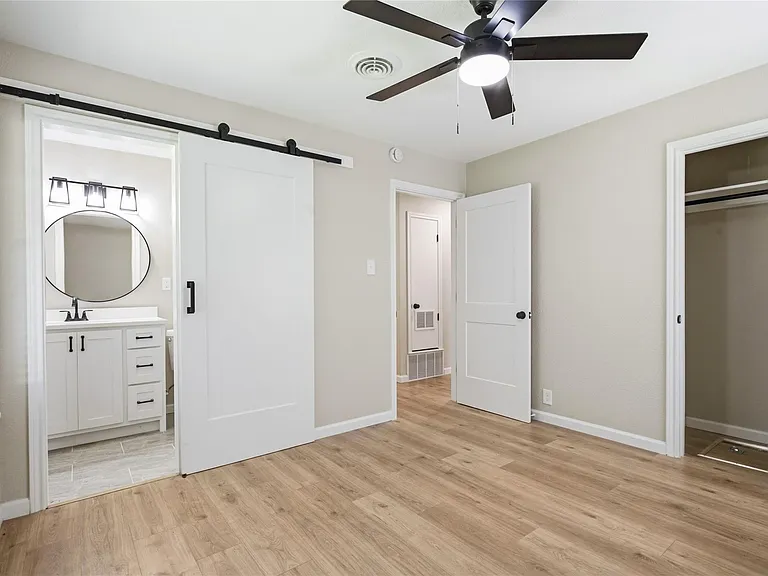 1006 N Grant Dr — Photo 22