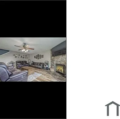 1077 Pandale Dr — Photo 3