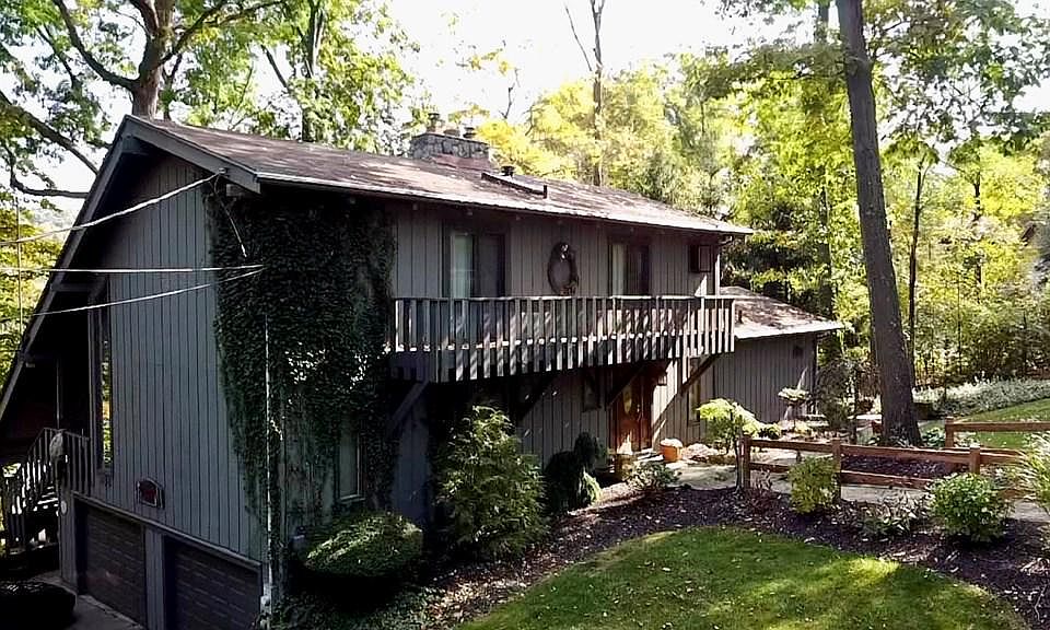 2nd image of 988 Trout Dr