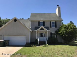 3552 Chaucer Dr, Hope Mills, NC 28348