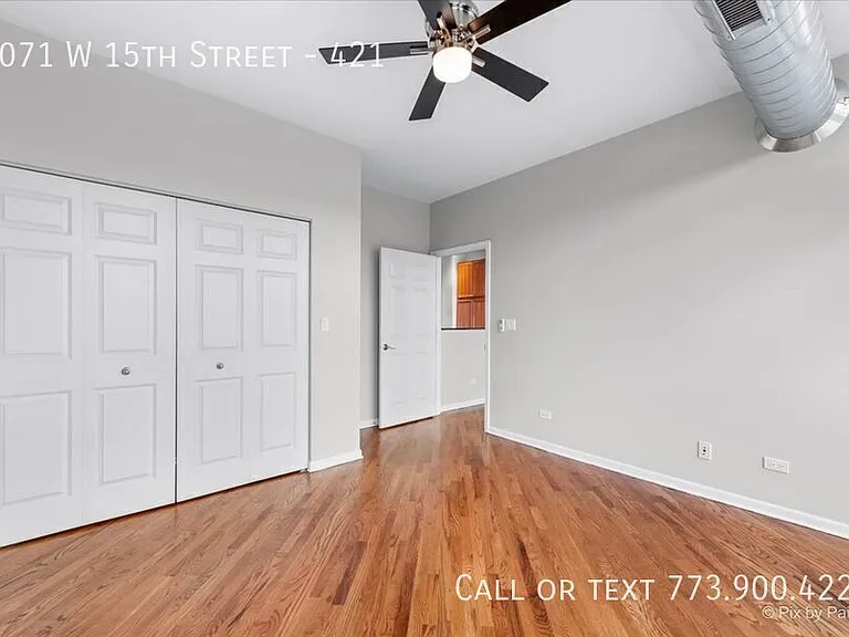 1071 W 15th St #421 — Photo 12