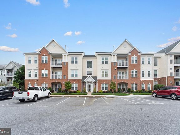 2nd image of 3 Brook Farm Ct #3H
