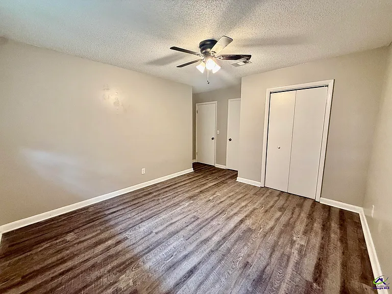 144 Pleasant Hill Ct — Photo 12
