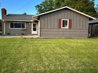 480 Nobottom Rd, Berea, OH 44017