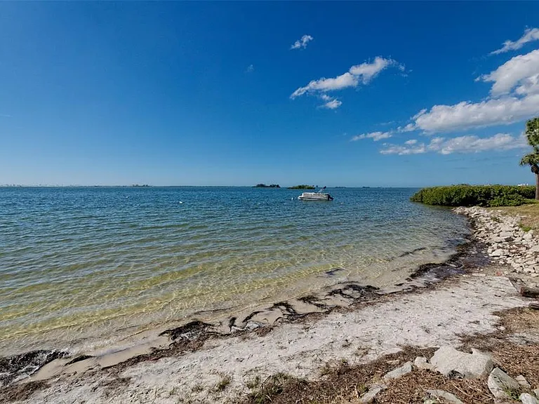 2700 Bayshore Blvd #3208 — Photo 70