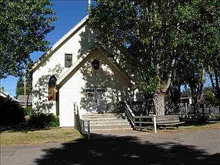 1st image of 423 Cedar Cir