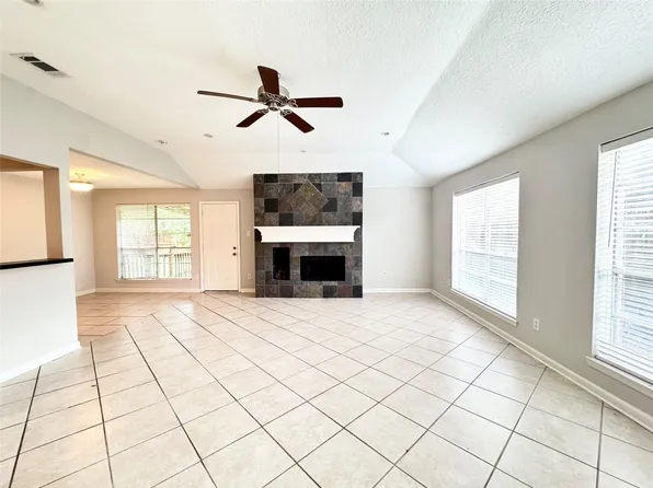 7207 Zieglers Grv, Richmond, TX 77469