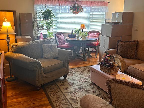 2nd image of 455 Fairview Ave APT 26