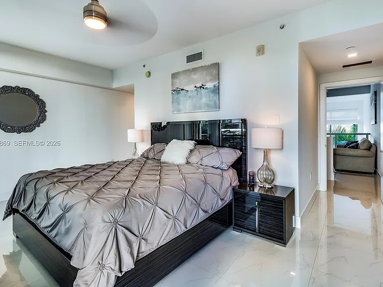 6000 Collins Ave #346 — Photo 14