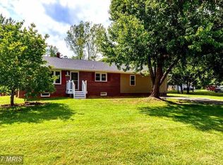 1617 Hartwood Rd, Fredericksburg, VA 22406