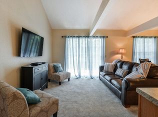 6 Memory Ln APT 6, Branson, MO 65616