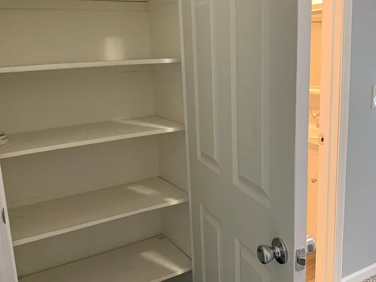 5611 Excalibur Pl — Photo 11