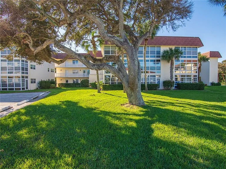 5400 Highway A1A #I24 — Photo 2