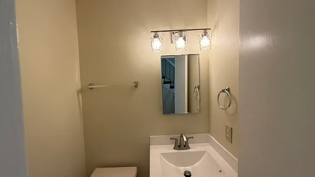 1818 Delaney St — Photo 25