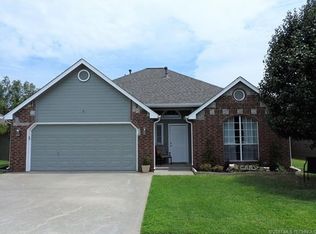 1112 S Spinnaker, Oologah, OK 74053