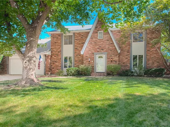 11905 Avila Dr, Kansas City, MO 64145