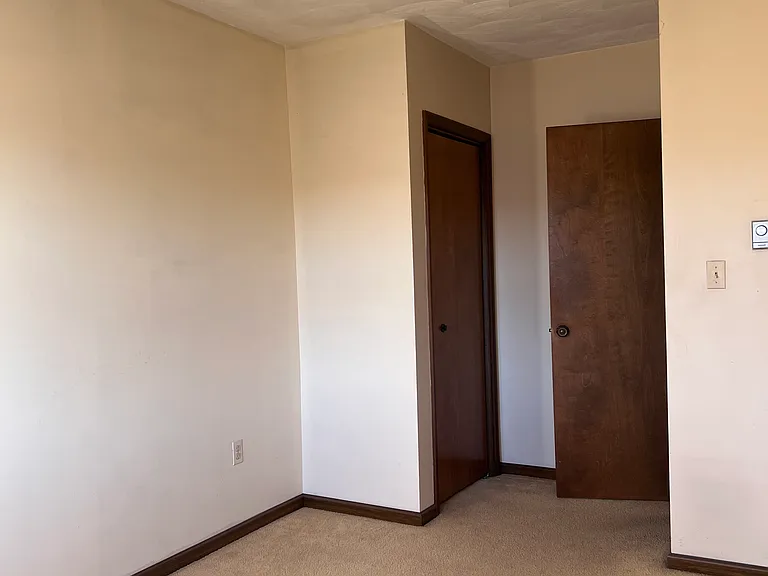 1305 Pittston Ave — Photo 6