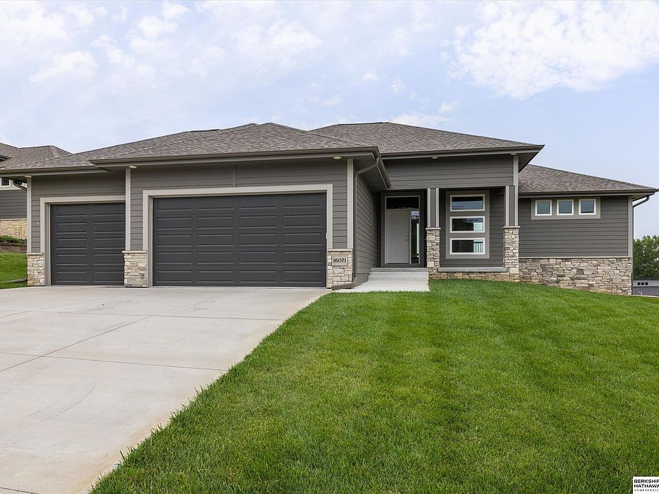 1st image of 16071 Center West Hadan Dr