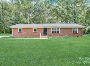 6344 Bandy Dr, Charlotte, NC 28215