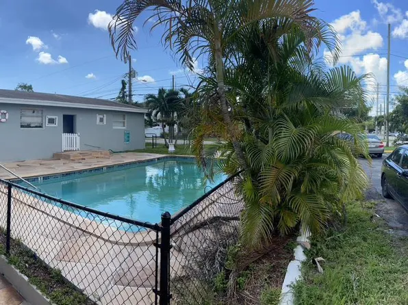 901 N 24th Ave #7, Hollywood, FL 33020