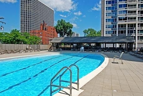3rd image of 4250 N Marine Dr APT 628