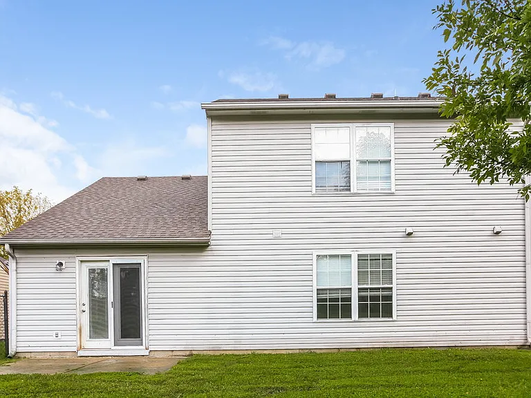 9761 Trail Dr — Photo 16