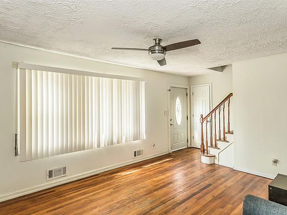5th image of 18 Hilliard Avenue