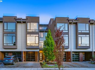 5264 NE Couch St, Portland, OR