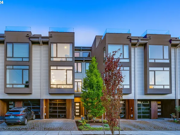 5264 NE Couch St, Portland, OR 97213