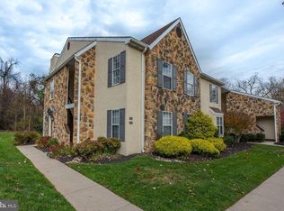 254 Valley Stream Ln, Wayne, PA 19087