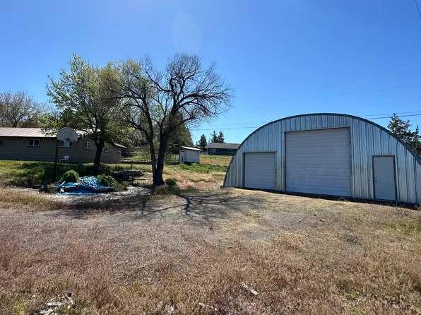 285 NE Cedar St, Madras, OR 97741
