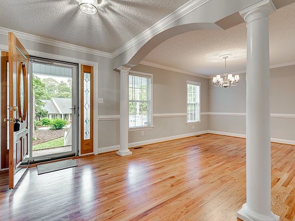3rd image of 1544 Weatherwood Dr