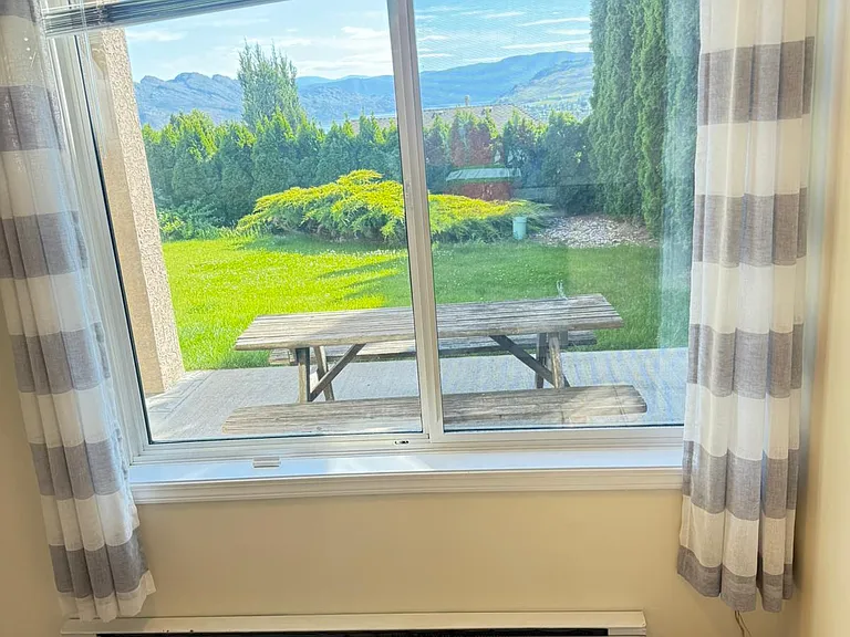 1-1669 Vineyard Dr #1 — Photo 9