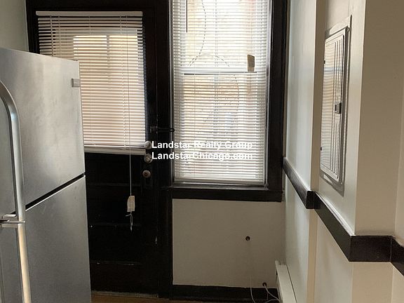 2nd image of 3034 N Ashland Ave #3