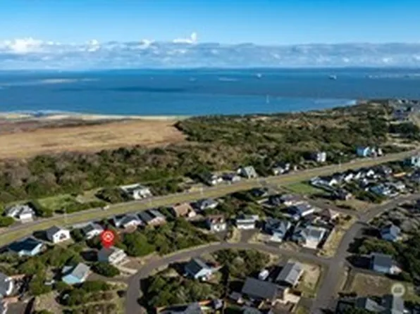843 Uncourt NW, Ocean Shores, WA 98569