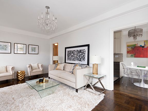 2nd image of 161 W 75th St APT 8C