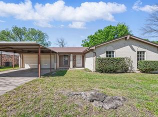 832 Marlene Dr, Everman, TX 76140