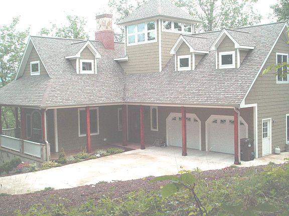 2nd image of 2616 Brittany Dr