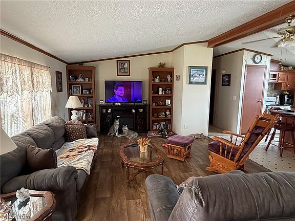 2nd image of 310 Poplar St